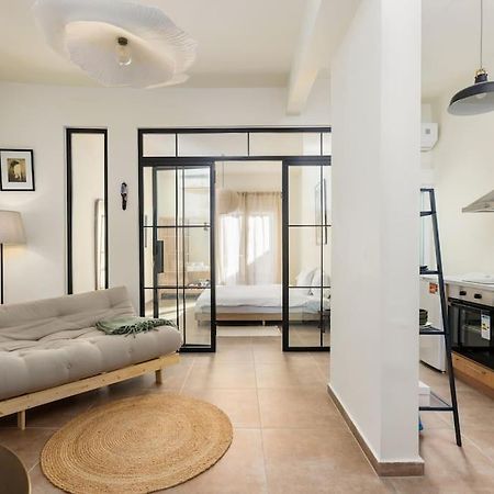 Japandi Style Flat In Thessaloniki City Center Extérieur photo